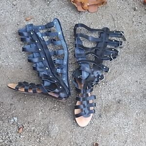 Black Knee High Roman Sandals Zip Up Back With Buckles Black Gladiator Sandals